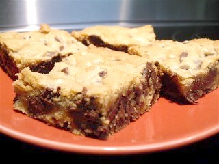 Ready to eat chocolate chip cookie bars.
